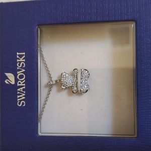 Beautiful Swarovski Bear necklace